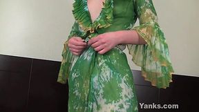 Carmen's Sensational Orgasm over the Holidays!