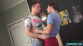 Large Knob Teens 18+ Bareback With Spooge Flow