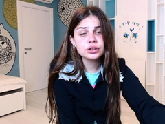 Brunette Solo Webcam Masturbation