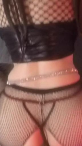 Stunning moment from &quot;fishnet anal toy&quot;
