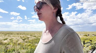 CosmicKitti Tits Out Nude Desert Vlog Fingers Gush Destroyed