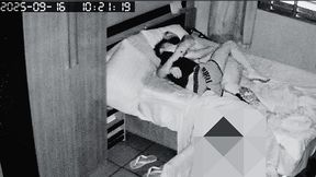 camera flagra trabalhadores fazendo sexo no quarto escuro da empresa