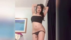sexy gorgeous asian ladyboy cumshot