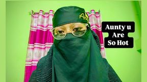 Aunty You&#039;re so sexy and your figure is look like sanny leone