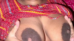 Village wife bog toy masturbatin and pissing
