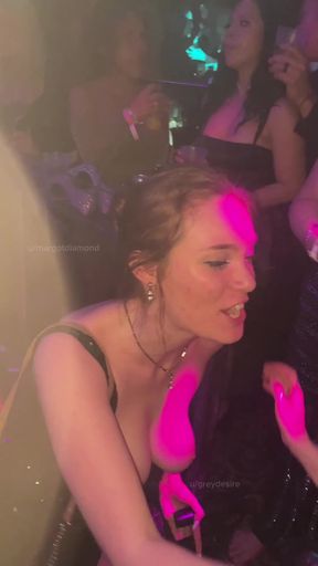 Wild party at Miami nightclub