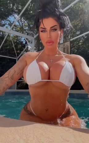 Big-busted trans woman shows off her bouncing boobs in public