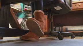 Chrissy candid uggs under table pt1
