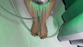 KIRA BATHTUB TIME - MOV HD