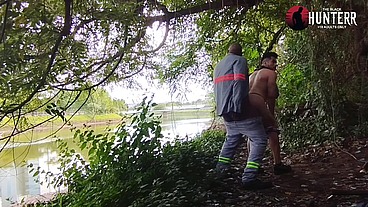 Mexicano Puto de calcinha se exibindo para o trabalhador, acabou ganhando leitada.