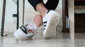 Slipping socks WMV (1920x1080) FHD