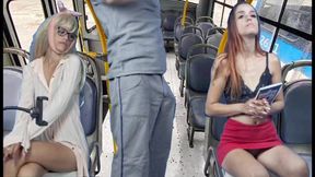 Homem estranho se esfrega pau nas mulheres!