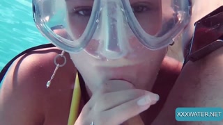 Minnie Manga and Eduard fucking hardcore underwater