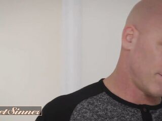 ADULTMOBILE - ENJOYABLE SINNER - Jewelz Blu, Derrick Pierce - The Voyeur 5 Scene 4