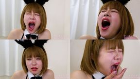 Momo Ninomiya - CLOSE-UP of Japanese cute girl YAWNING MOV