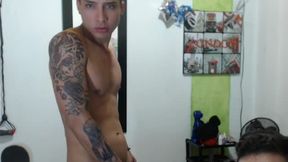 Latinos Ryan and Dominike Kissing and Blowjob Show