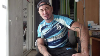 Hermano folla duro el culo de una zorra en un trío caliente