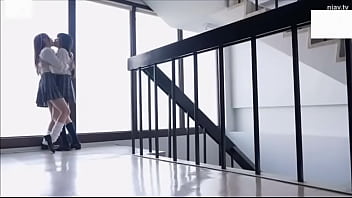 【百合キス】制服キス