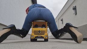 TOY DUMP TRUCK UNDER PRESSURE – Riding & Farting in Jeans & Boots