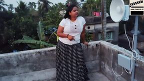 MAKAN MALIK NE TIME PE RENT NA DENE KE KARAN MUJHE CHOD KE WASUL KIYA