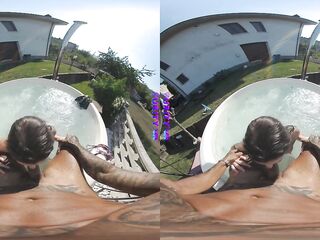 PURITYVR Climax in the jacuzzi with Dahlia