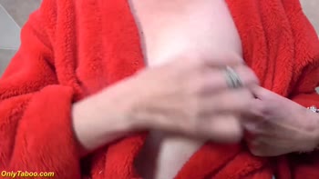 Granny's Prolapse Pissing Show: Masturbation Extravaganza