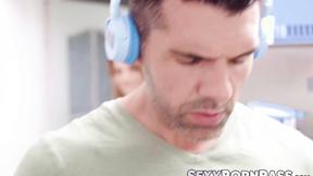 ”Petite Euro babe Molly Devon spreads her legs for a fat meat”