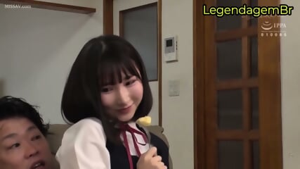 Sobrinha Japonesa Apronta Com O Tio, Que Continua Trem... Ve