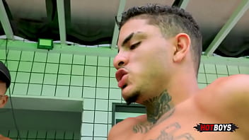 Revezamento de cenouradaNossa cena de p&aacute_scoa ta uma delicia com muitos ovos e v&aacute_rios