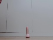 Godage gay : je me fais enculer par trois godes de plus en plus gros