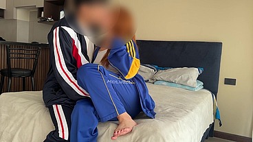 EXCLUSIVO - INOCENTE COLEGIALA MAMANDO VERGA ESTUDIANTES DE COLEGIO CRISTIANO APRENDE A MAMAR
