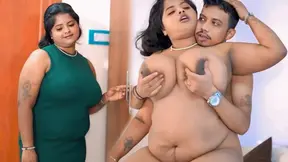 Baap ne sauteli beti ko kapda badalte dekh liya phir patak ke chod diya