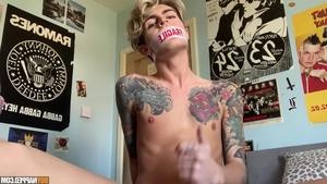 Boynapped.com - Amateur Ryo Foxx loves pegging