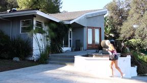 Alyssa Lynn Rubs her Pussy - and gets licked