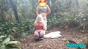 Loira Bunduda Fode No Parque E Faz O Cara Gozar Sem Parar