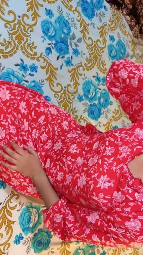 Seducing a Stepsister and Fucking in Her Bedroom