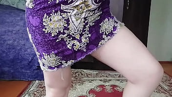 SEXY Hot Dress White Legs Housewife Ladyboy Homemade Model Crossdresser