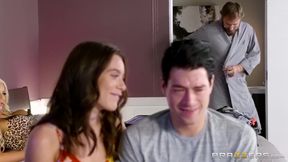 Brazzers - Spring Break Room Share, Stepmom Catches Couple Having Sex, Unexpected Late Night Fucking