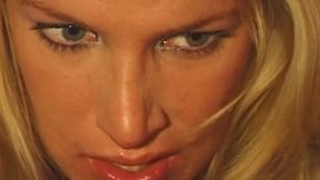 Versaute Fantasie dreht v&ouml;llig frei mit frechen