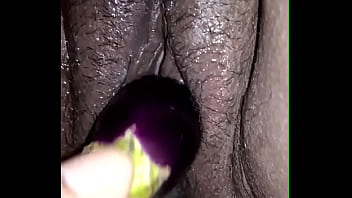 Bhabhi ki chut mein brinjal