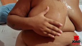 cheguei em salvador ja fudendo a bbw baiana ainda chupa minha gozar toda