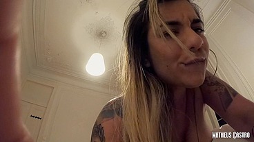 Brasileira safada em temporada na Europa pediu para ser filmada tomando rola - * Matheus Castro * * Bastet *
