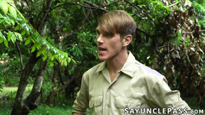 ”Joshua Kelly teaches Dakota Lovell & Jack Andram fitness training”