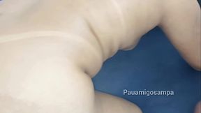 O marido estava atr&aacute_s das c&acirc_meras,  mas ficou com tesao e participou da foda da esposa com o comedor