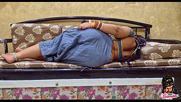 Mature Indian stepmom and petite get it on