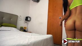 Hottest Latina Girlfriend Gets Juicy Cumshot After Fucking
