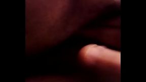 Novia manda video jugando con su panocha