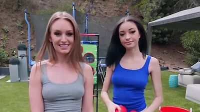 Mofos - Bubble butt Daisy Stone & Scarlett Bloom share big cock POV