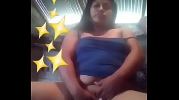 Mujer sola caliente