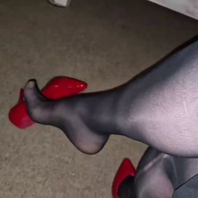 Louise Nylontease Nylon Stocking Tease